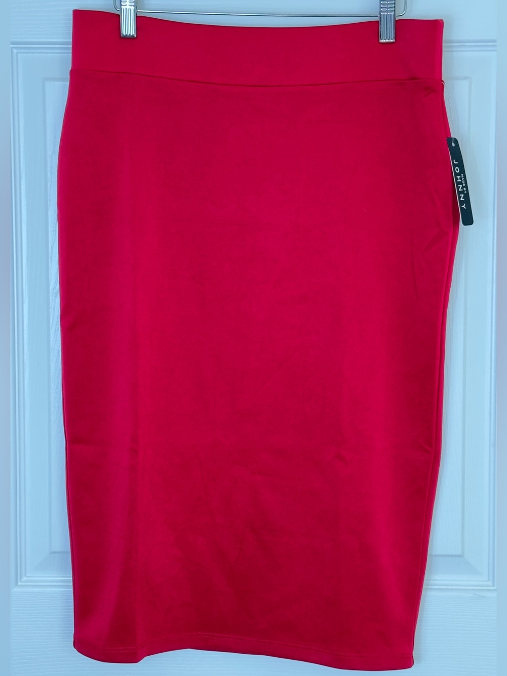 Made By Johnny Premium Red Pencil Skirt - Sleek Fitted Style